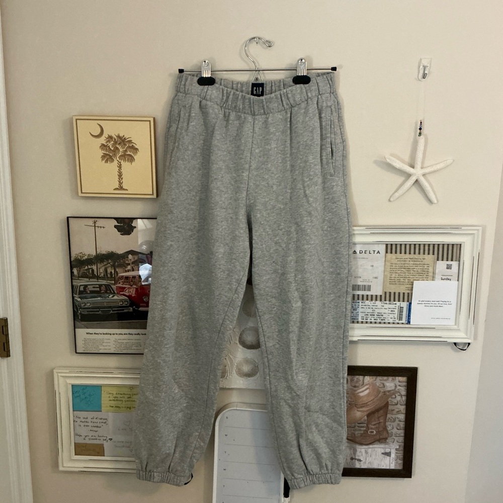 Gap Gray Jogger Sweatpants size medium